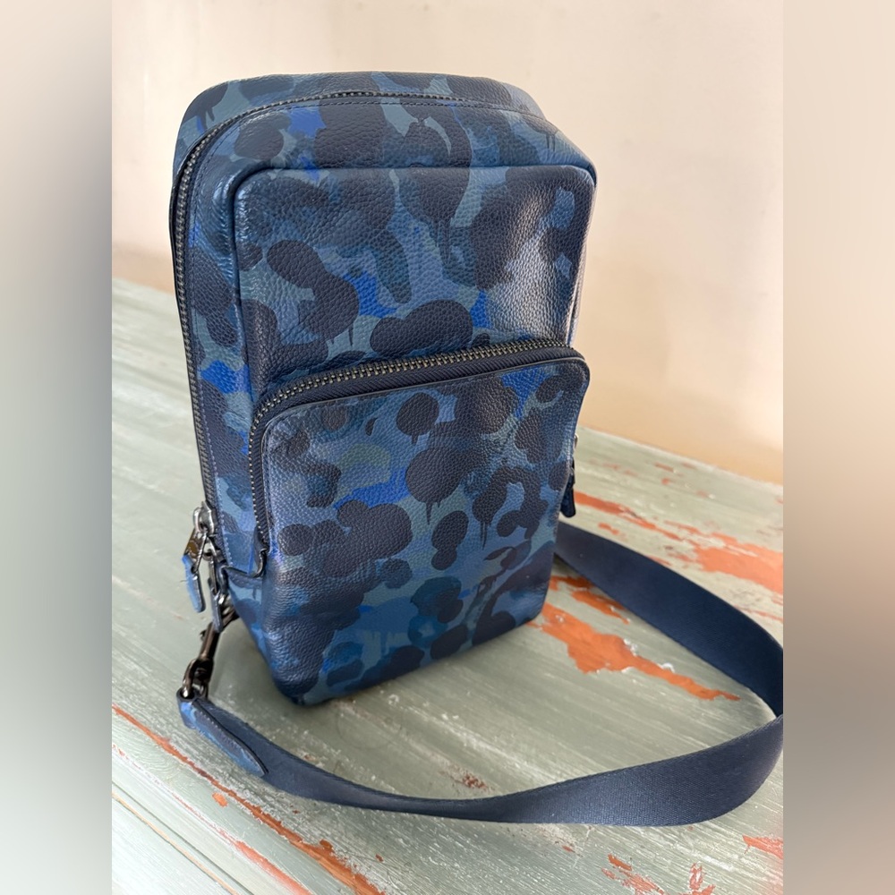 Coach Gotham blue camouflage cross bag